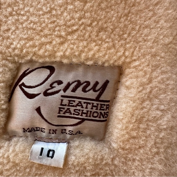 Vintage Remy Sheepskin Shearling Coat Women Size 10 Made in USA Western Rancher - Picture 5 of 16